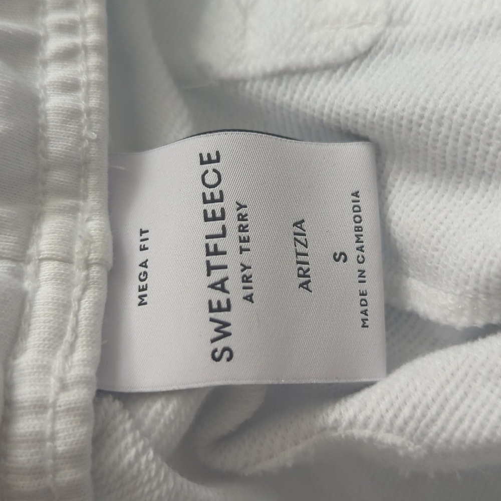 Aritzia Wide Leg Pants in White - Picture 13 of 16